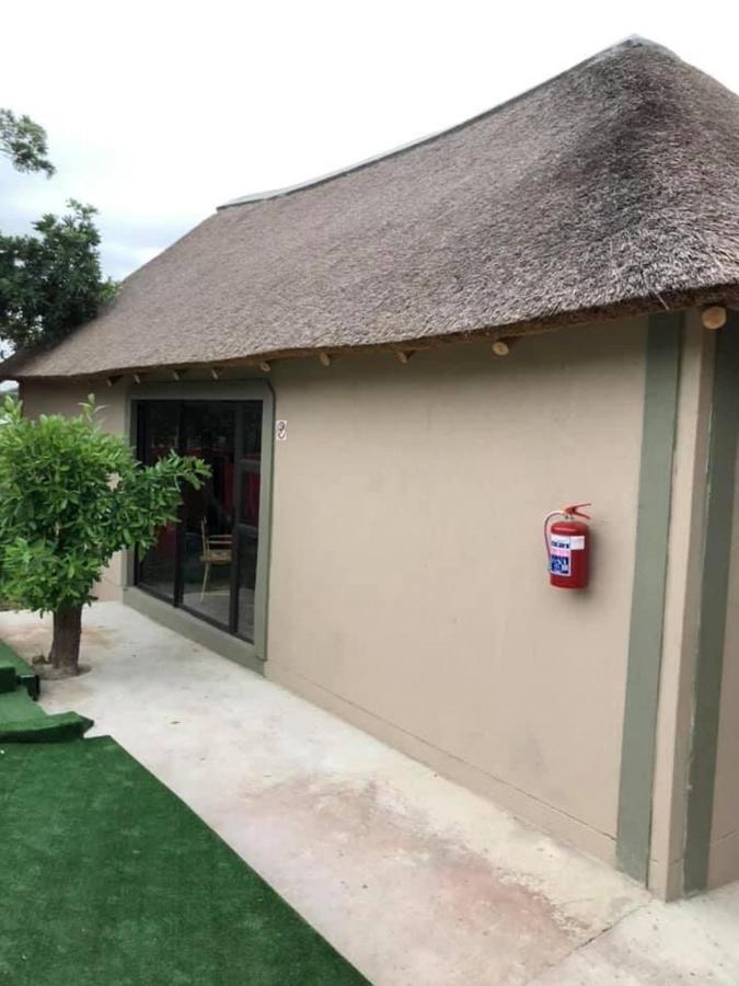 Lehae Lodge Acornhoek Exterior foto